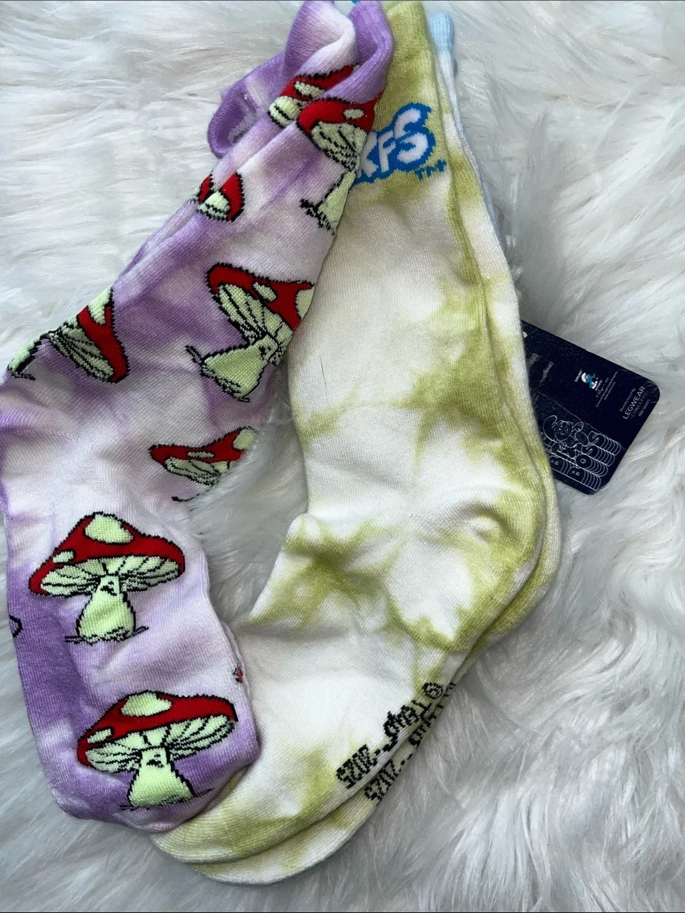 🆕 Smurfs Crew Socks - 3 Pairs glow in the dark Shoe Size 4-10